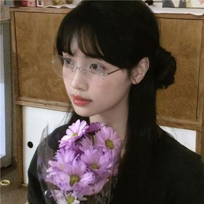 铁路的白蔷薇